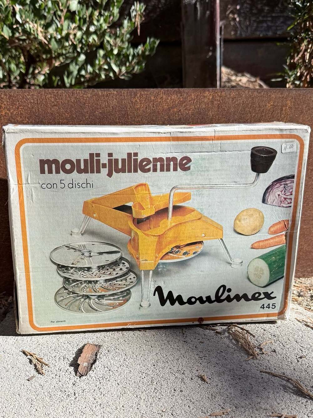 Moulinex Mouli-Julienne 445 Vegetable Slicer Shredder Grater with 5 Discs